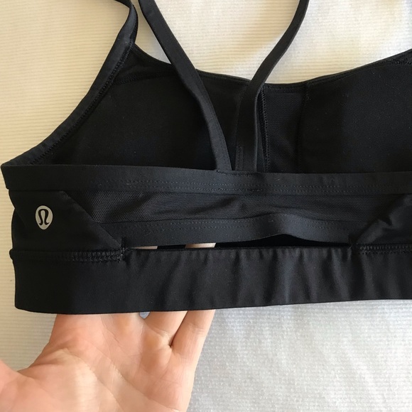 Black lululemon sports bra! Never worn - Picture 2 of 3